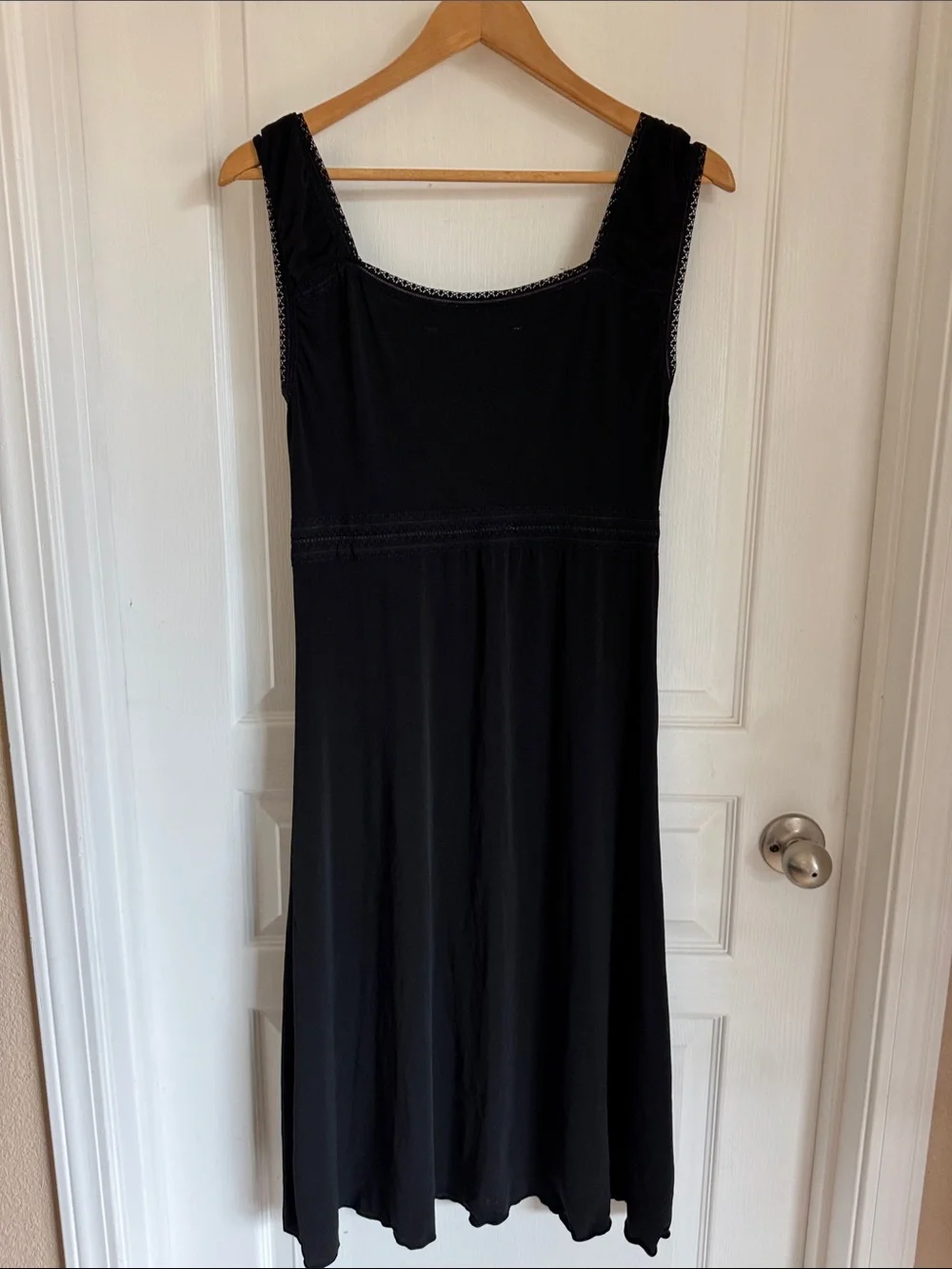 Max Studio Black Ruched Midi Dress